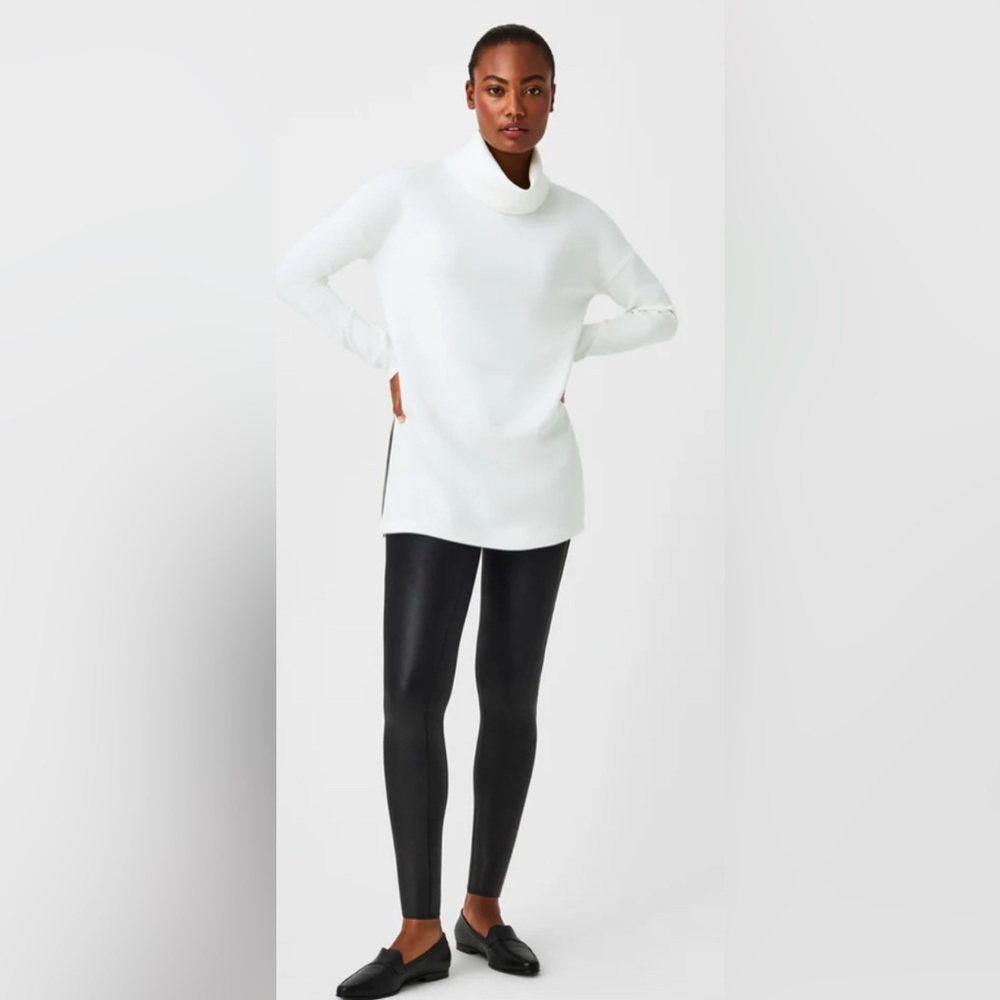 Spanx Faux Leather Leggings - Picture 3 of 7